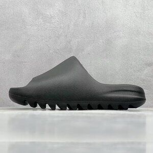 Adidas Yeezy "Onyx" Slides NEW 100%EVA HQ6448 YZY SLIDES